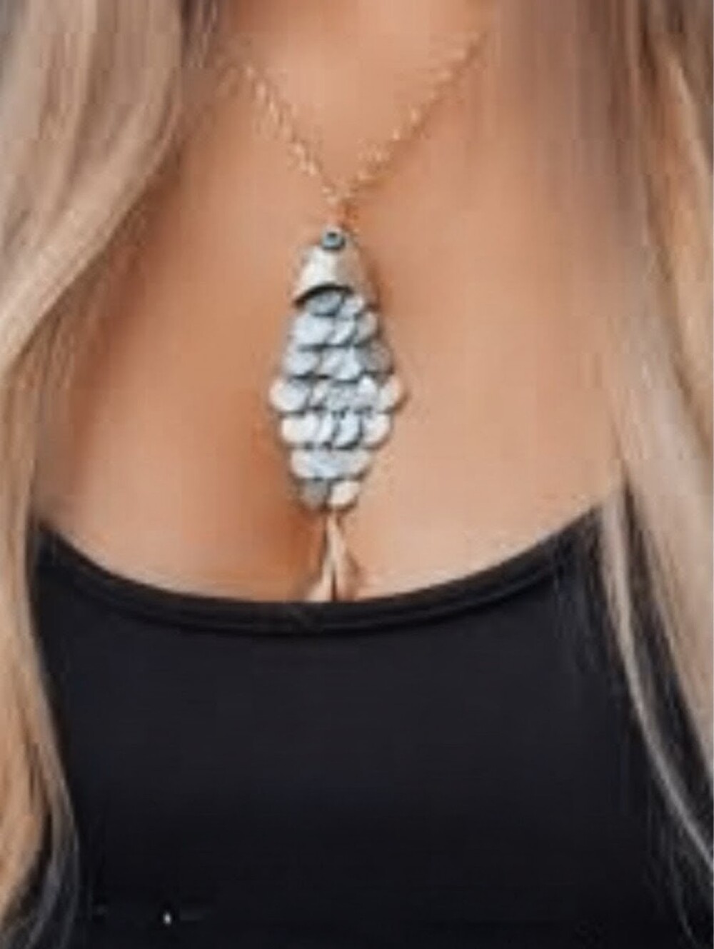 Perla fish Goddes in Real shels mother of pearls and gf fish pendanrlt on chain.